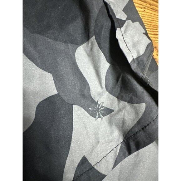 Athleta Shorts womens S Black Camo Racer Run Shortie Running Shorts Workout M1 - Picture 7 of 7